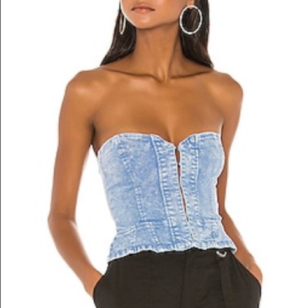 Super down alisa strapless top.